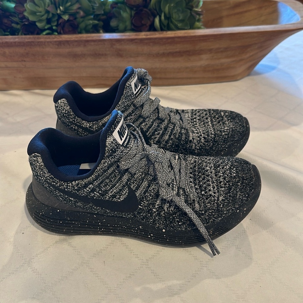 Nike Black and Gray Athletic Shoes